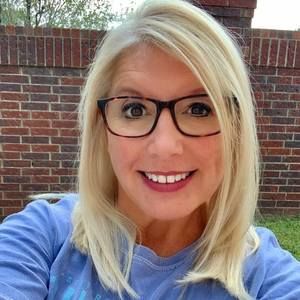 Meet your Posher, Stacy